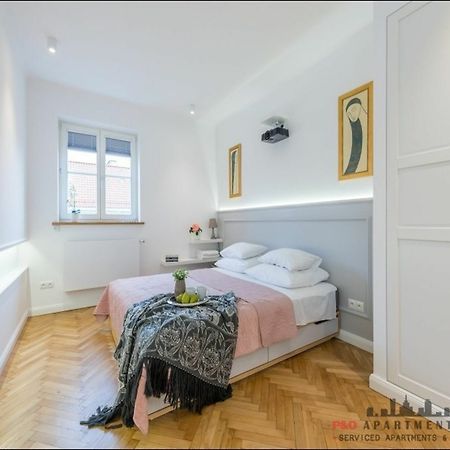 P&O Home Cinema Apartment Zakroczymska Варшава Екстериор снимка